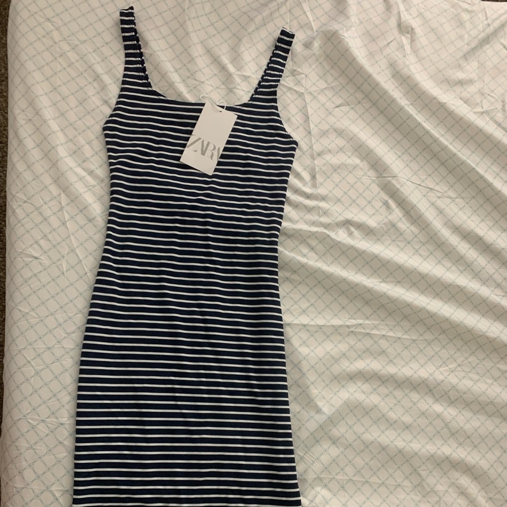 Brandnew Zara Body Dress